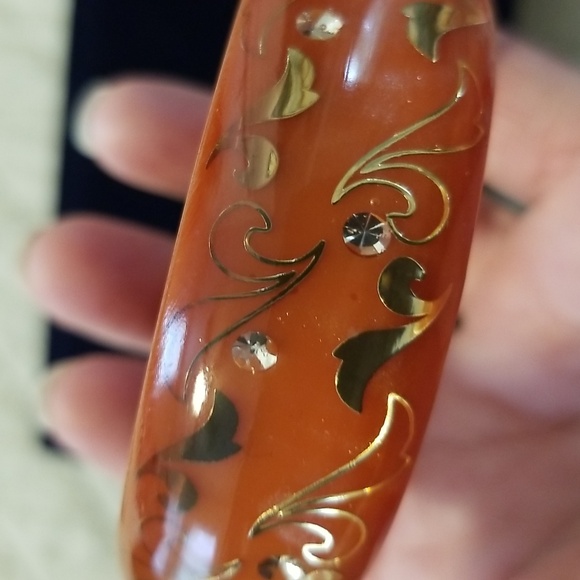 NWT H2Z Resin Hinged Bangle Bracelet with Crystals - Picture 9 of 13